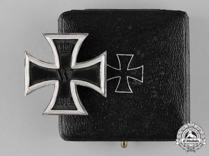 germany,_imperial._a1914_iron_cross_i_class_with_case_c18-045800