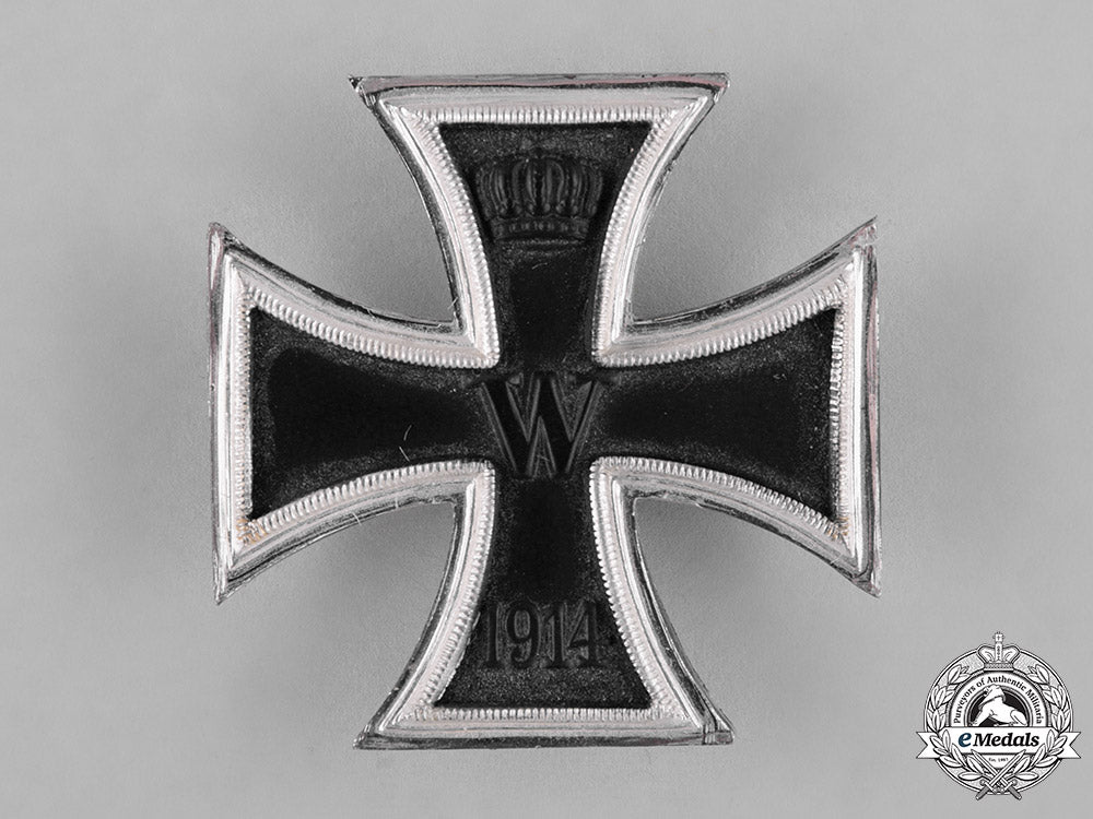 germany,_imperial._a1914_iron_cross_i_class_with_case_c18-045801