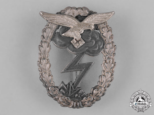 germany,_luftwaffe._a_ground_assault_badge_c18-045810