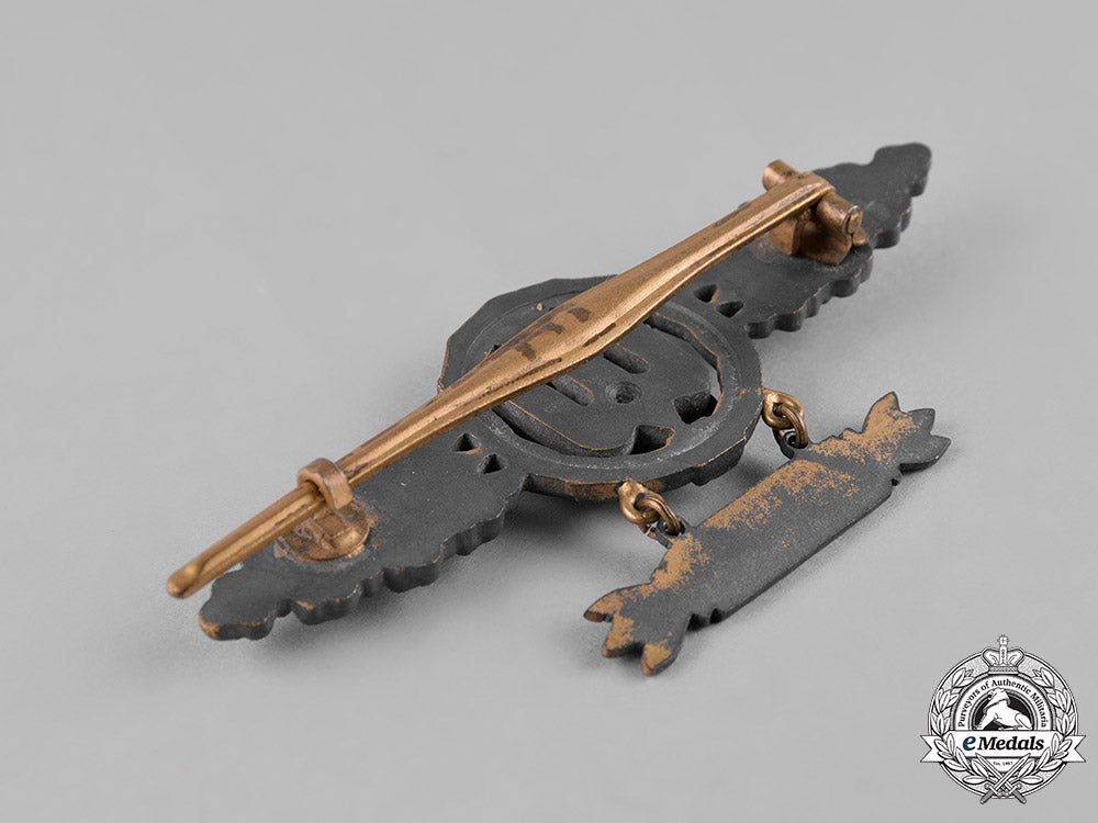 germany,_luftwaffe._a_bomber_pilot’s_clasp,_gold_grade_c18-045848_1_1_1_1_1