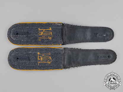 germany,_luftwaffe._a_pair_of_very_rare_ministry_of_aviation_flight_detachment_unteroffizier_shoulder_straps_c18-045862