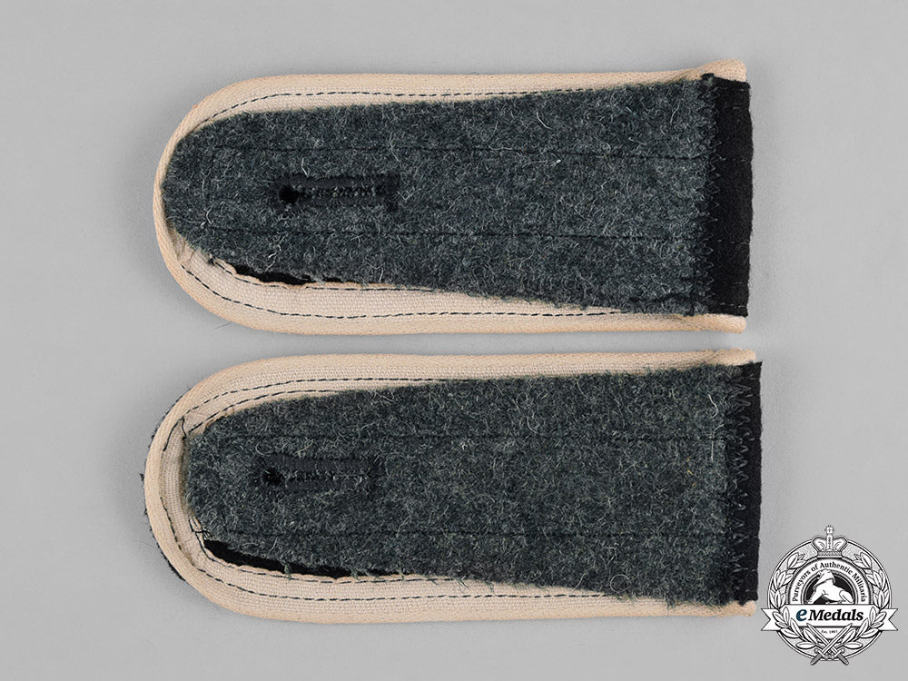 germany,_ss._a_pair_of_late_war_waffen-_ss_infantry_em’s_shoulder_straps_c18-045943