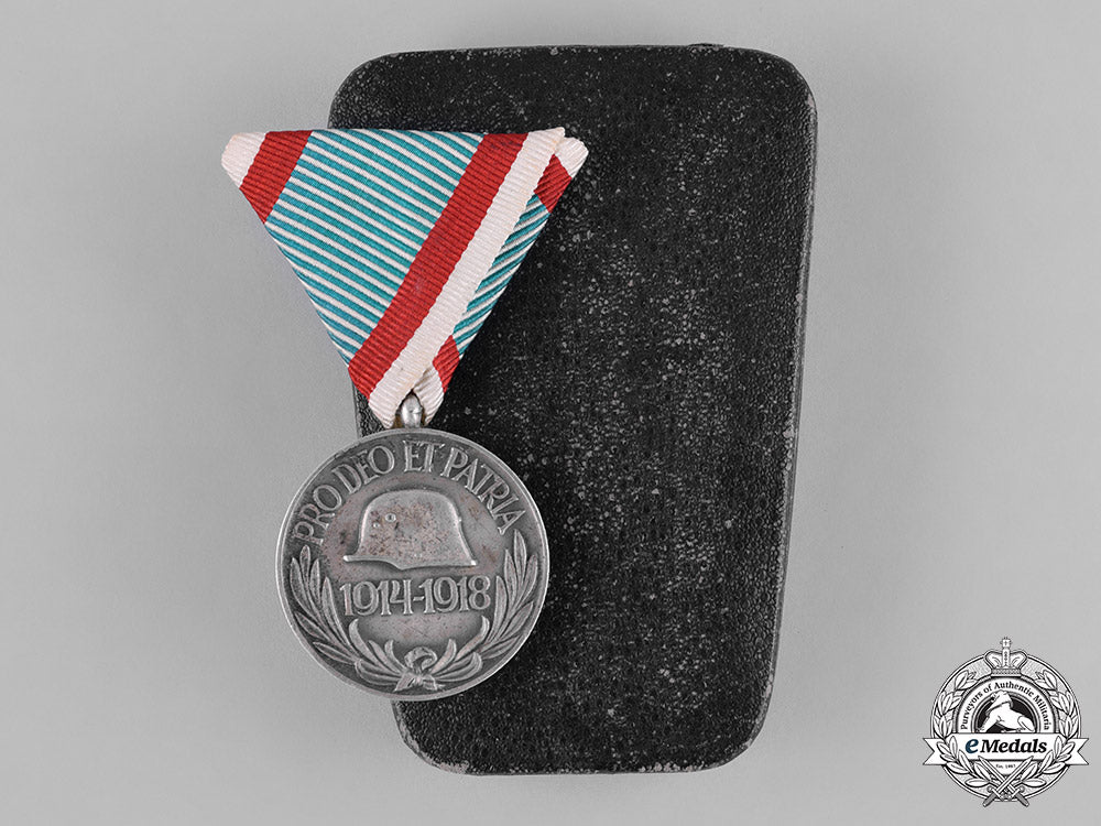 hungary,_kingdom._a_hungarian_first_world_war_commemorative_medal,_with_case,_by_johann_maurer_c18-046003
