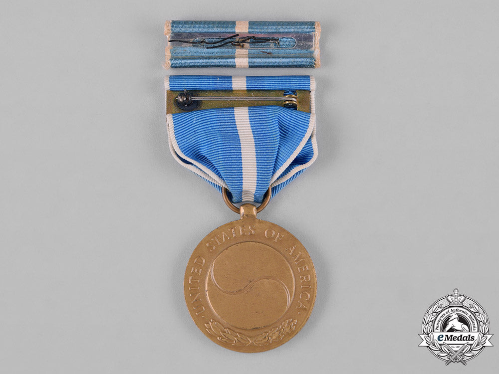 united_states._a_korean_service_medal_with_three_bronze_battle_stars_c18-046080