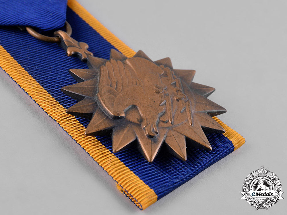 united_states._a_lot_of_four_air_force_awards_c18-046180