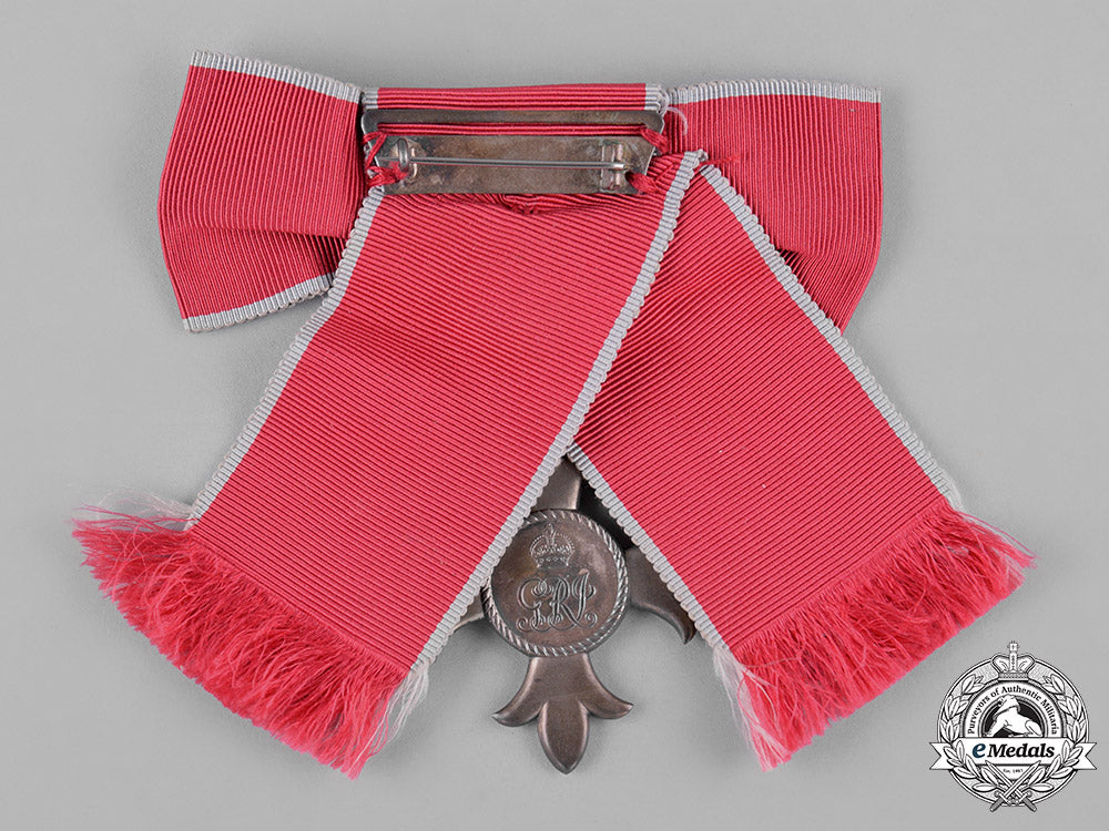 united_kingdom._a_most_excellent_order_of_the_british_empire,(_mbe)_breast_badge_for_women,_c.1950_c18-046313