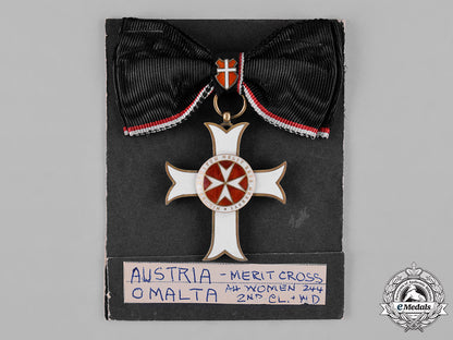 austria,_empire._an_order_of_the_knights_of_malta,_neck_badge_merit_cross_with_war_decoration,_c.1916_c18-046417