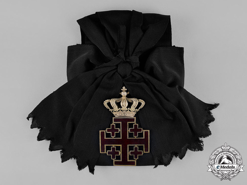 vatican,_city_state._an_equestrian_order_of_the_holy_sepulchre,_grand_cross,_c.1900_c18-046512