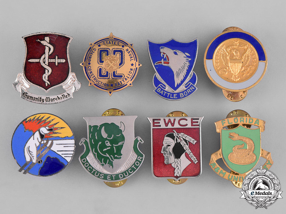united_states.forty-_six_military_insignia_badges_c18-046534