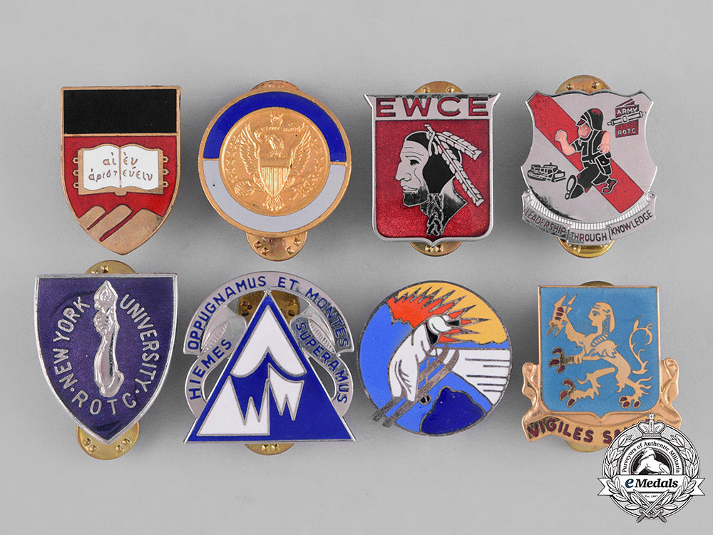 united_states.forty-_six_military_insignia_badges_c18-046535