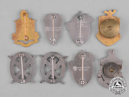 united_states._forty-_nine_regimental_insignia_badges_c18-046554