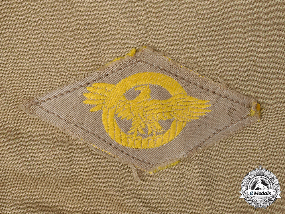 united_states._two_army_officer's_dress_shirts_c18-046577_1_1_1_1_1_1_1_1_1_1
