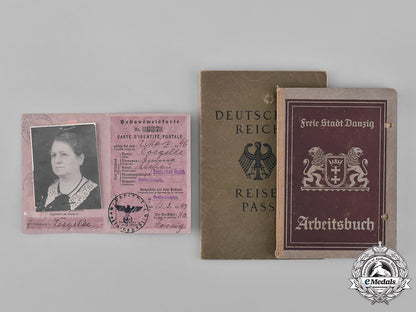 germany,_third_reich._a_lot_of_civil_identification_cards&_books_c18-046675