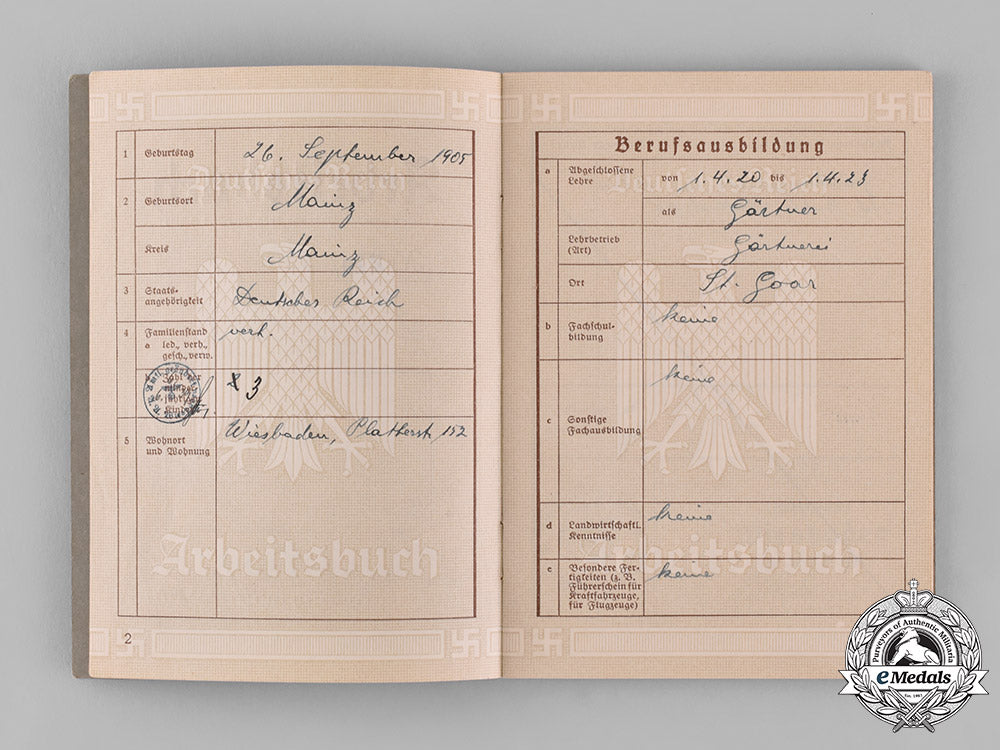 germany,_third_reich._a_lot_of_five_second_war_period_labour_books_c18-046691