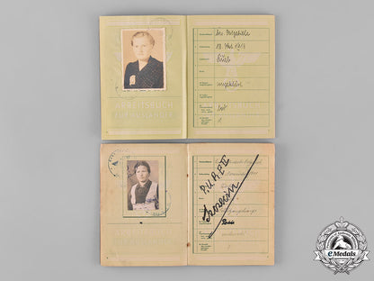 germany,_third_reich._a_lot_of_six_second_war_period_labour_books_c18-046708