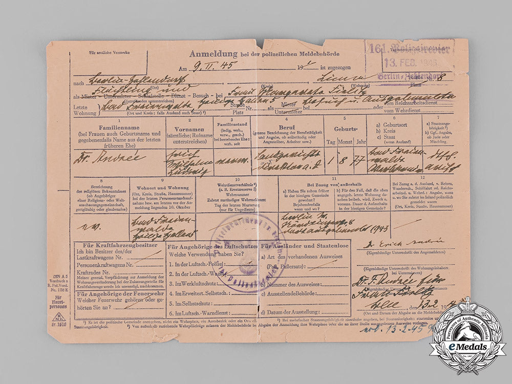 germany,_third_reich._a_lot_of_second_war_period_documents&_identification_cards_c18-046779