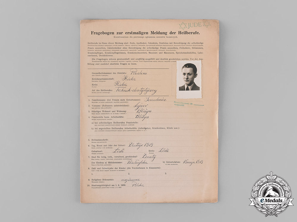 germany,_third_reich._a_lot_of_third_reich_period_identification_and_military_service_documents_c18-046789