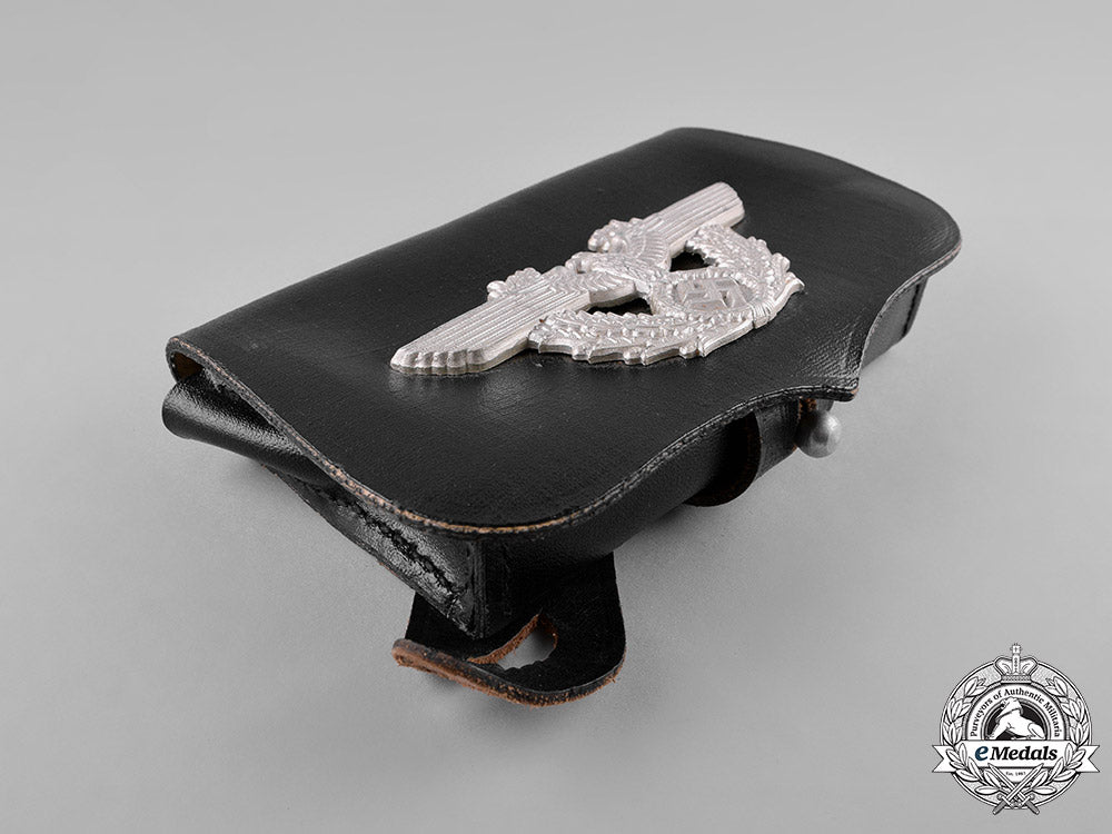 germany,_ordnungspolizei._a_german_police_pouch,_by_a._fischer,_c.1938_c18-046824