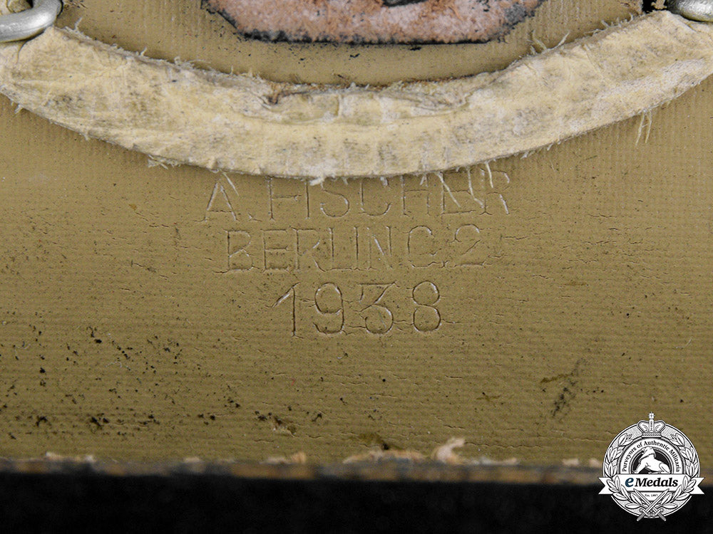 germany,_ordnungspolizei._a_german_police_pouch,_by_a._fischer,_c.1938_c18-046825