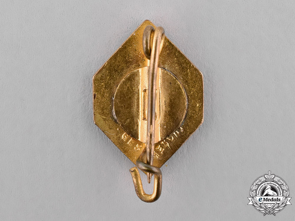 germany,_third_reich._a_stenographer’s_association_merit_badge_with_document_c18-046843