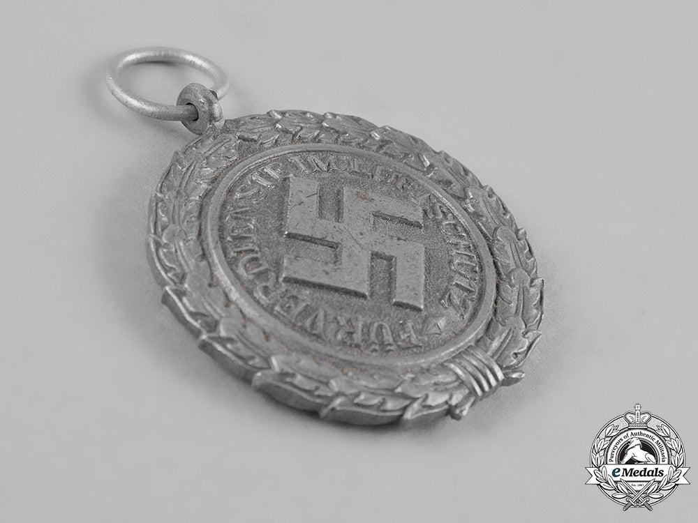 germany,_rlb._an_air_raid_defence_medal_c18-046849