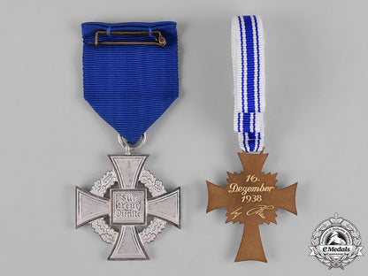 germany,_third_reich._a_pair_of_civil_awards_c18-046859