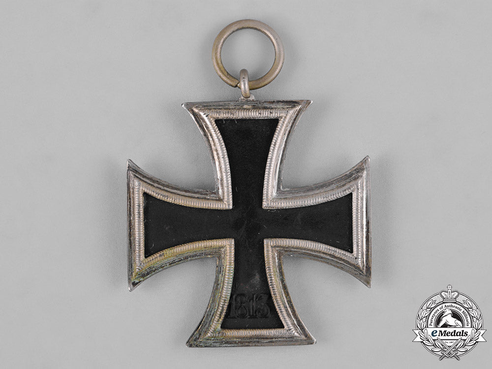 germany,_wehrmacht._a1939_iron_cross,_ii_class,_schinkel_version_c18-046880