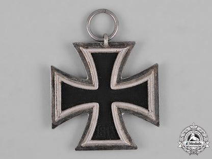 germany,_wehrmacht._a1939_iron_cross_ii_class_by_c.e._juncker_c18-046924