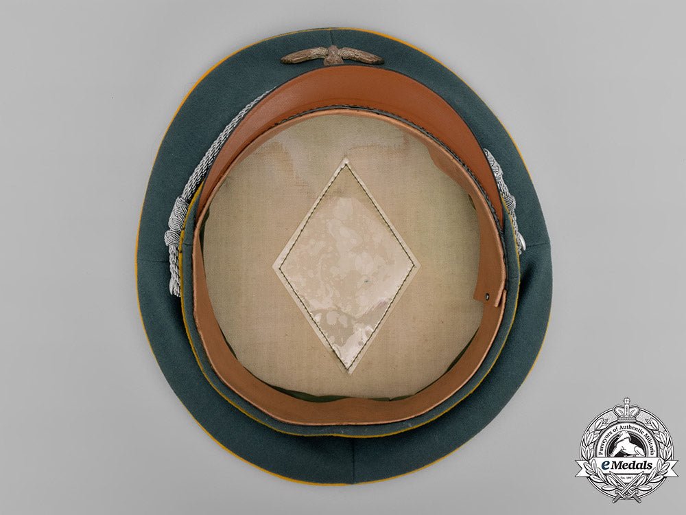 germany,_heer._an_army_cavalry_officer’s_visor_cap_c18-046987