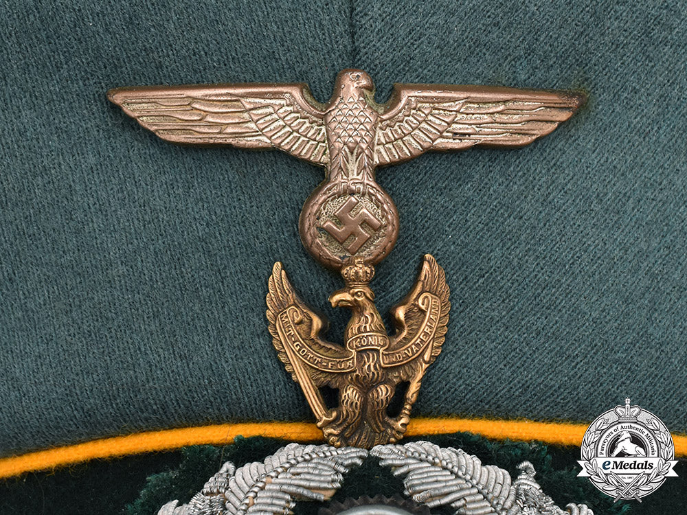 germany,_heer._an_army_cavalry_officer’s_visor_cap_c18-046988