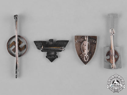 germany,_third_reich._a_lot_of_second_war_period_badges_and_insignia_c18-047016