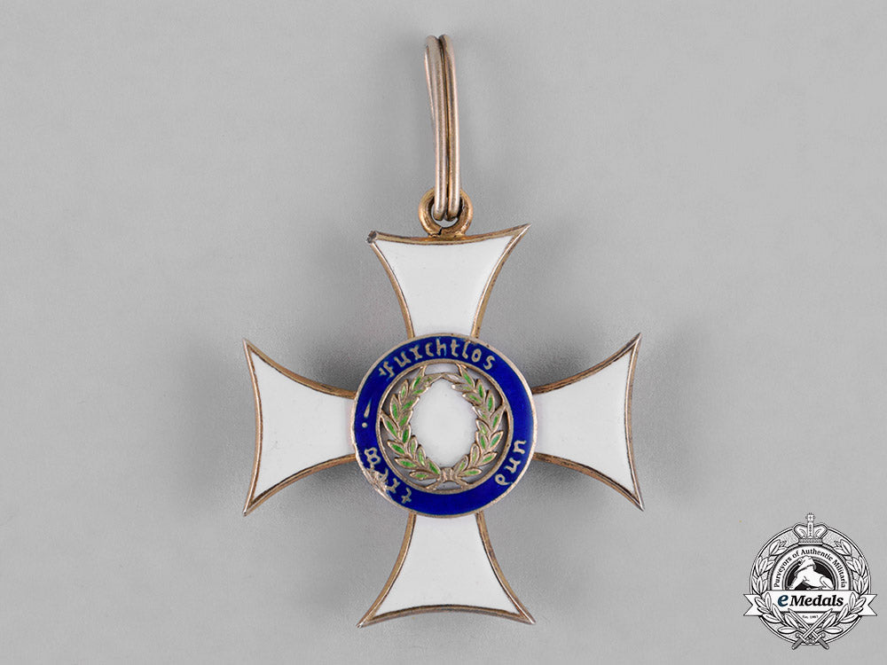 württemberg,_kingdom._an_order_of_military_merit,_knight_cross,_c.1914_c18-047042