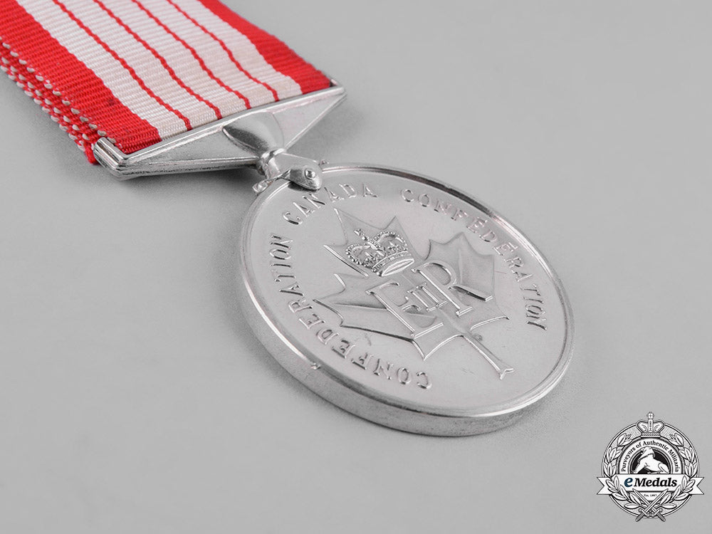 canada._a_centennial_medal1867-1967_c18-047092