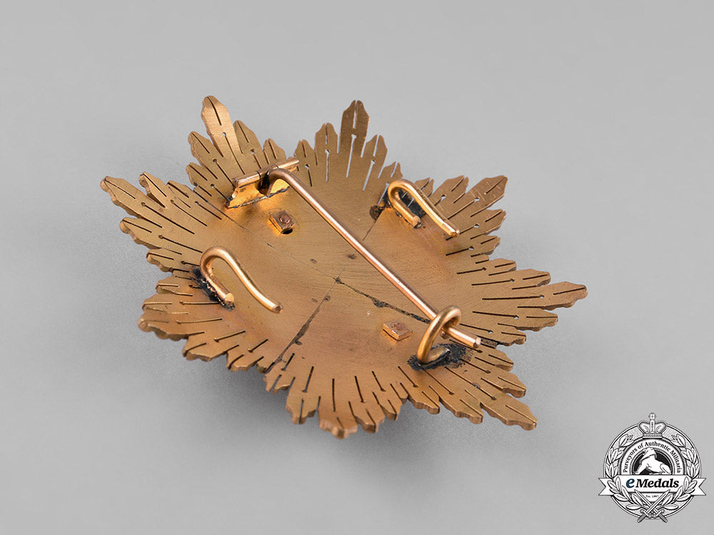 spain,_state._an_order_of_the_knights_hospitaller_of_st._john,_breast_star,_c.1950_c18-047103