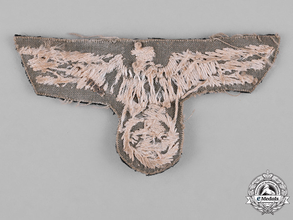 germany,_wehrmacht._a_tunic_breast_eagle_c18-047155_1