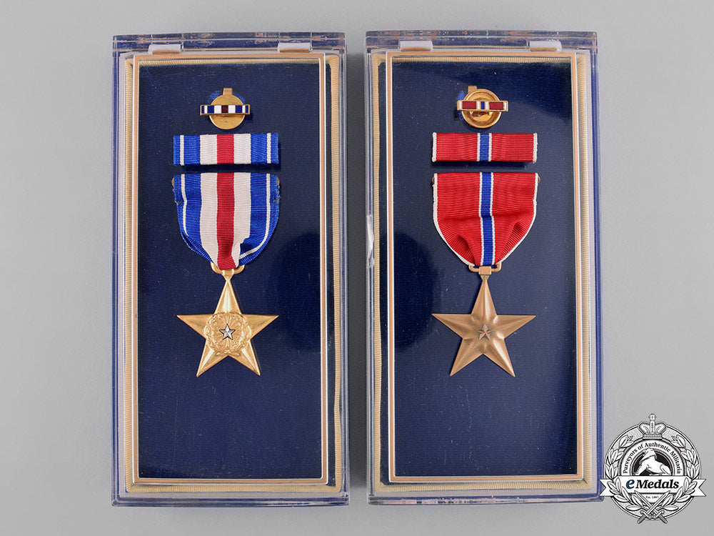 united_states._a_silver_star_and_bronze_star_with_cases_of_issue,_c.1960_c18-047163