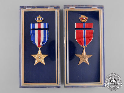united_states._a_silver_star_and_bronze_star_with_cases_of_issue,_c.1960_c18-047163