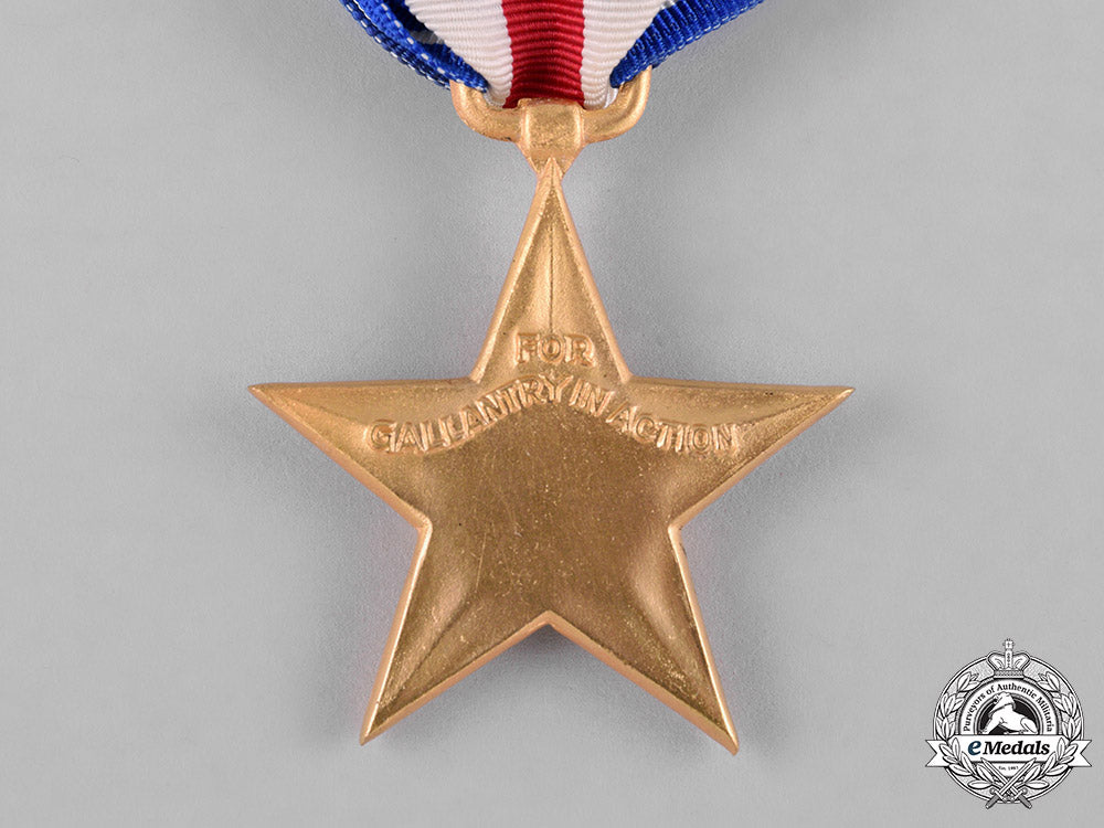 united_states._a_silver_star_and_bronze_star_with_cases_of_issue,_c.1960_c18-047166