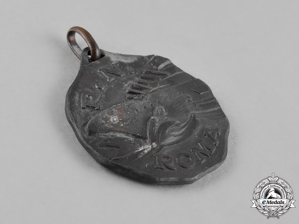 italy,_kingdom._a_regia_marina_battleship_roma_medal_c18-047196