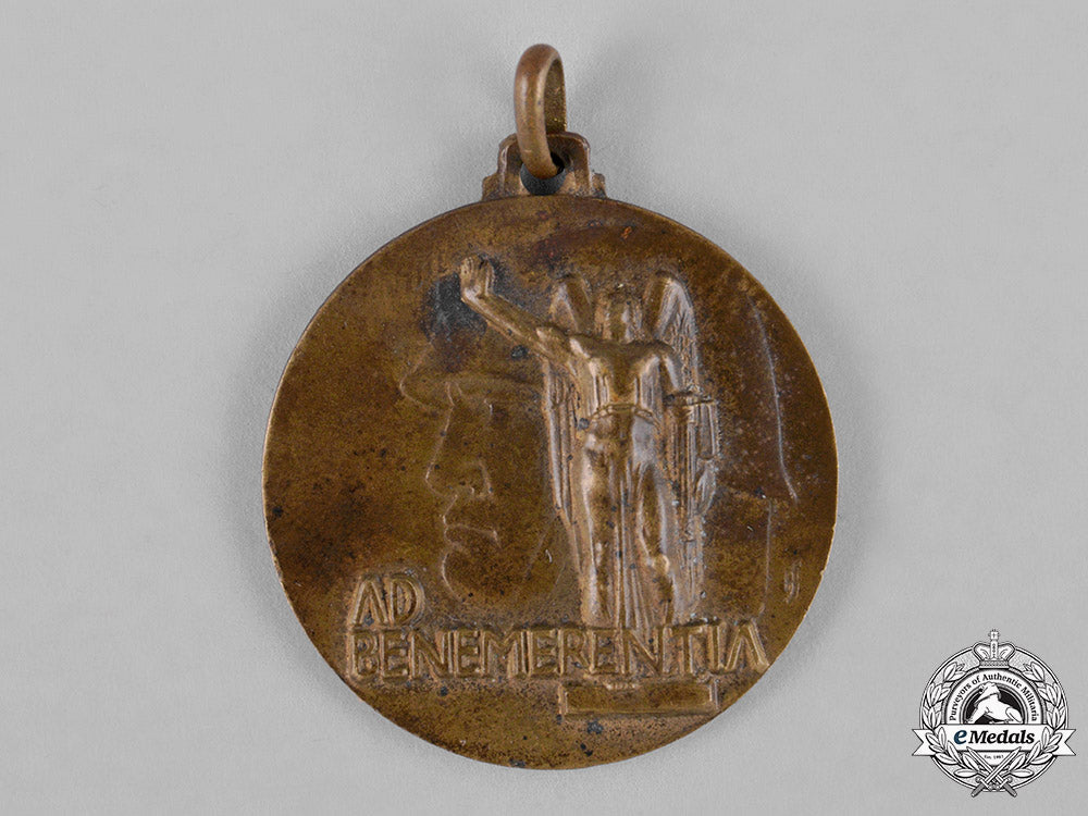 italy,_kingdom._a_national_fascist_youth_organization(_onb)_meritorious_award_medal_c18-047224