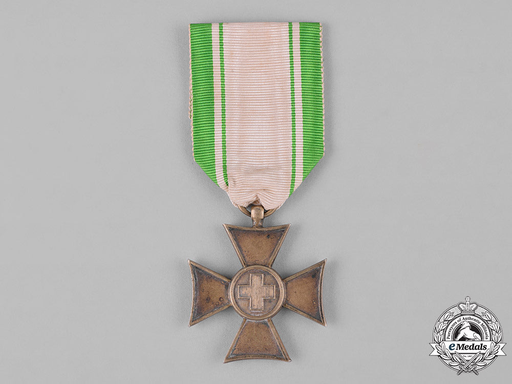 italy,_kingdom._a_red_cross_long_service_cross,1_st_class_gold_grade_for_twenty-_five_years'_service_c18-047232