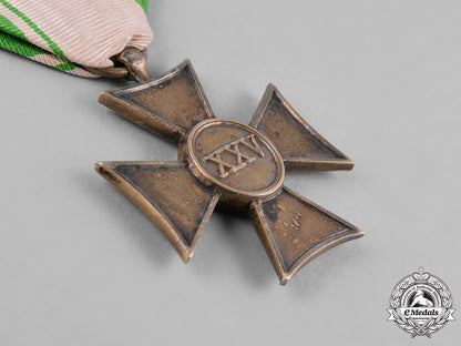 italy,_kingdom._a_red_cross_long_service_cross,1_st_class_gold_grade_for_twenty-_five_years'_service_c18-047236