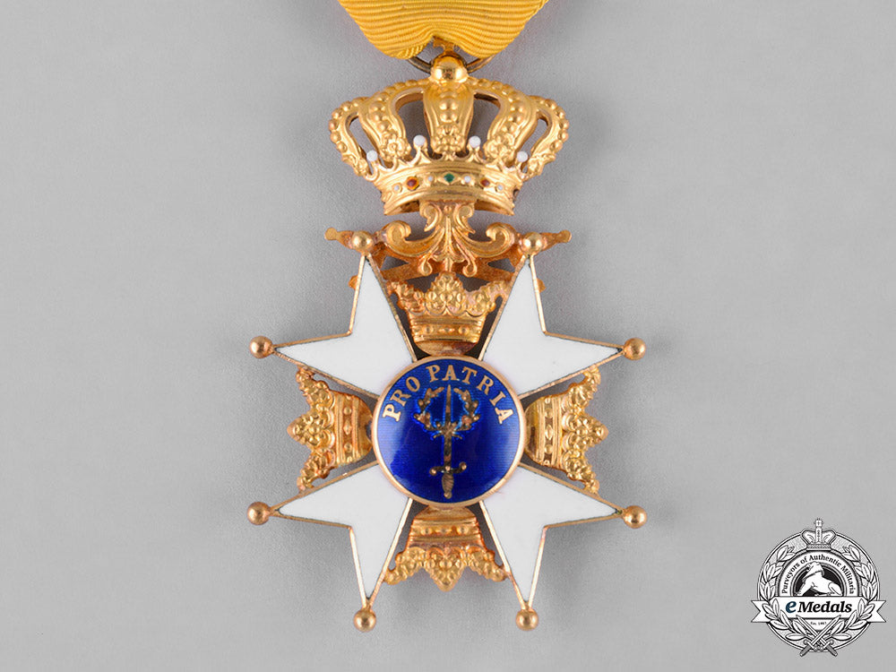 sweden,_kingdom._an_order_of_the_sword_in_gold,_i_class_knight,_c.1963_c18-047268
