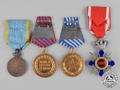 international._a_lot_of_four_awards_c18-047386