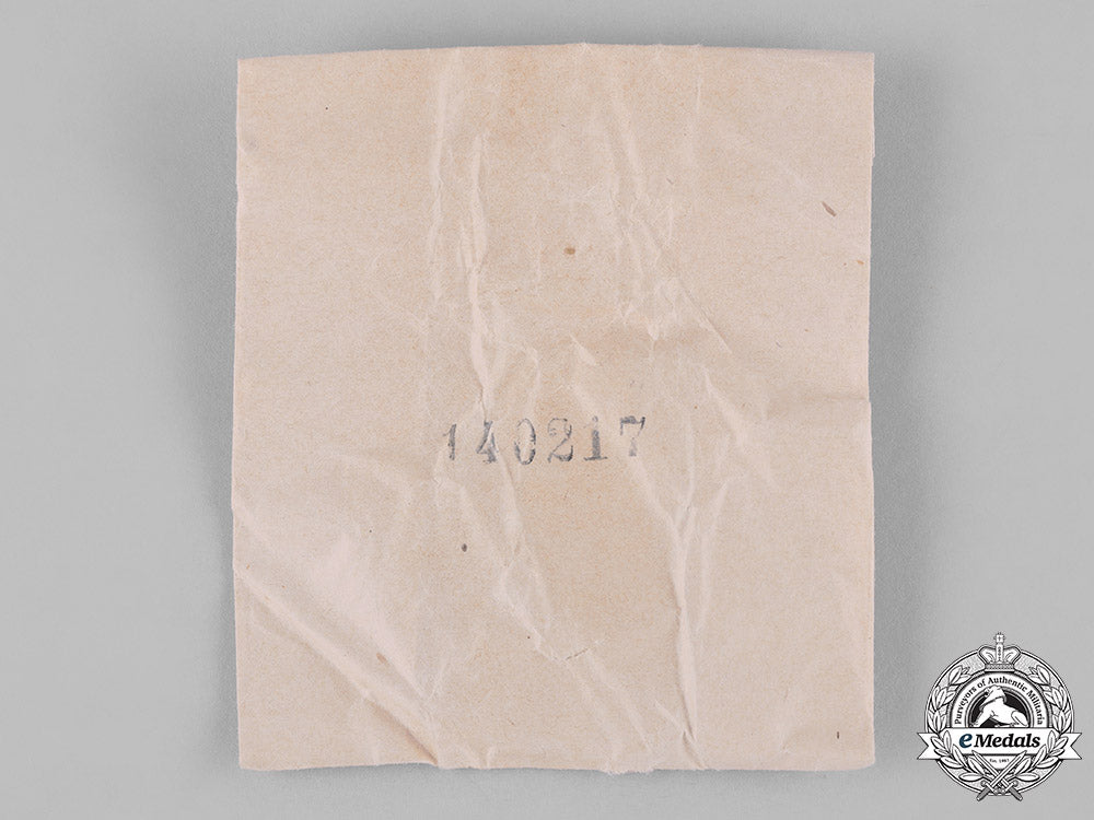 international._a_lot_of_five_medals&_awards_c18-047401