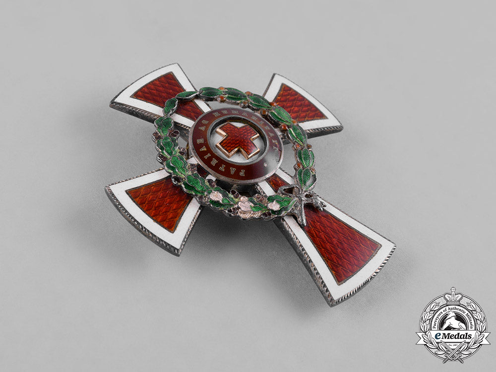 austria,_imperial._an_honour_decoration_of_the_red_cross,_officer's_cross_with_war_decoration,_by_g.a._scheid,_c.1918_c18-047440