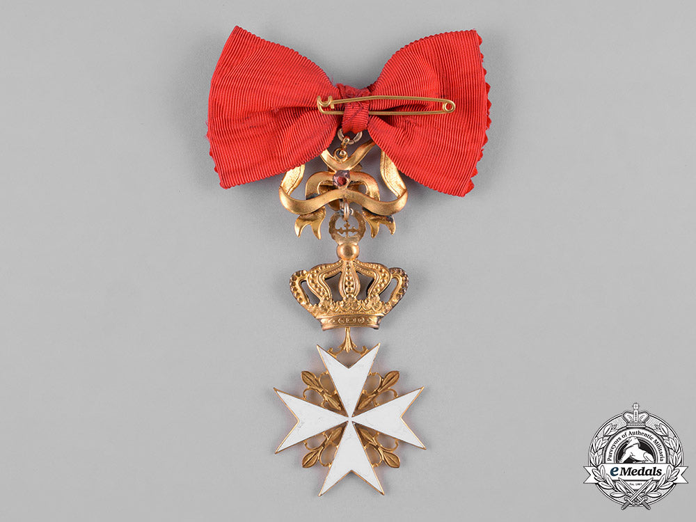 international._a_sovereign_military_hospitaller_order_of_saint_john_of_jerusalem,_of_rhodes_and_of_malta,_breast_badge_c18-047445
