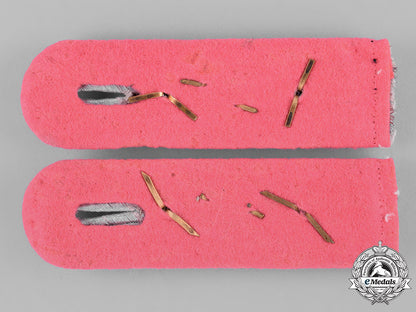 germany,_heer._a_set_of_hauptmann_panzerjäger_shoulder_boards_and_collar_tabs_c18-047539