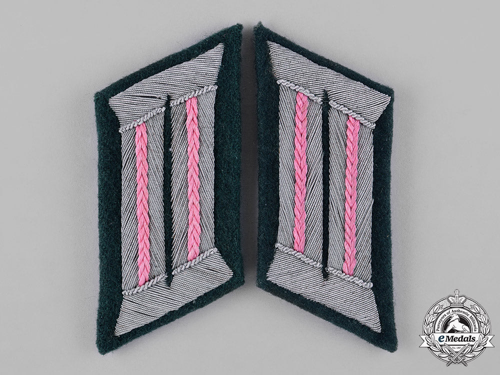 germany,_heer._a_set_of_hauptmann_panzerjäger_shoulder_boards_and_collar_tabs_c18-047541