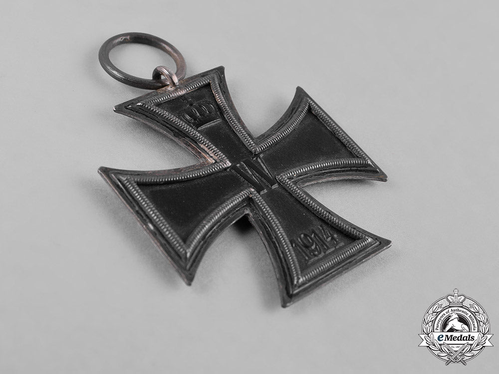 germany,_wehrmacht._a1914_non-_combatant_iron_cross,_ii_class_with_case,_by_carl_dillenius_c18-047744